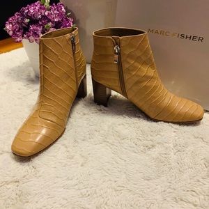 Marc Fisher booties leather